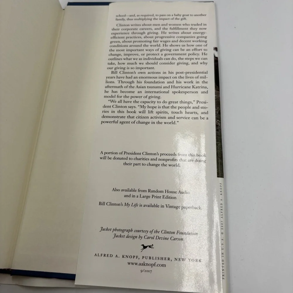 Bill Clinton Giving‎ How Each of Us Can Change the World Hardcover Book 07 Knopf
